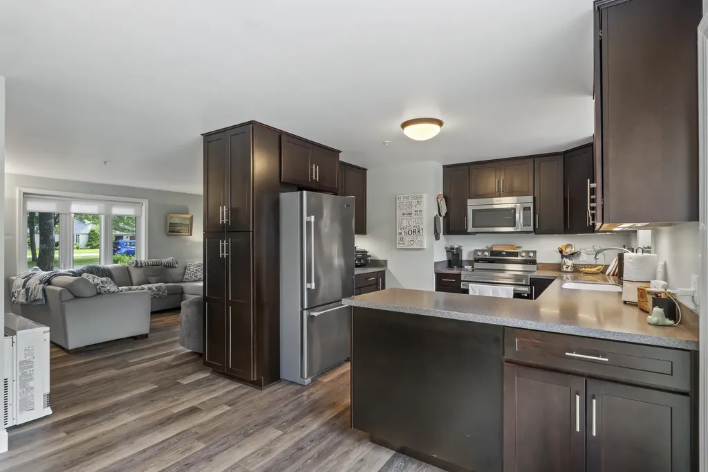 42 Willow Grove Road Brunswick ME 04011