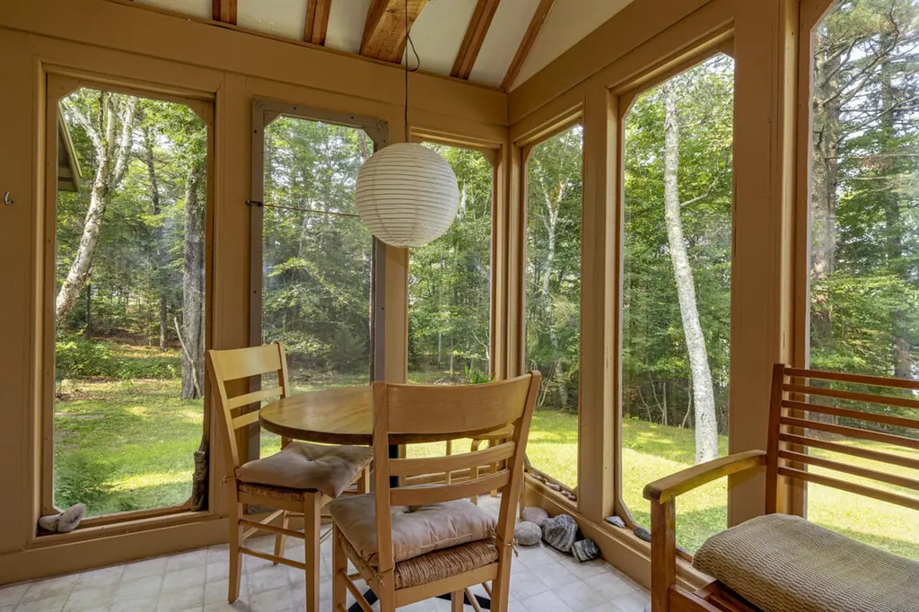 32 Fox Run Lamoine ME 04605