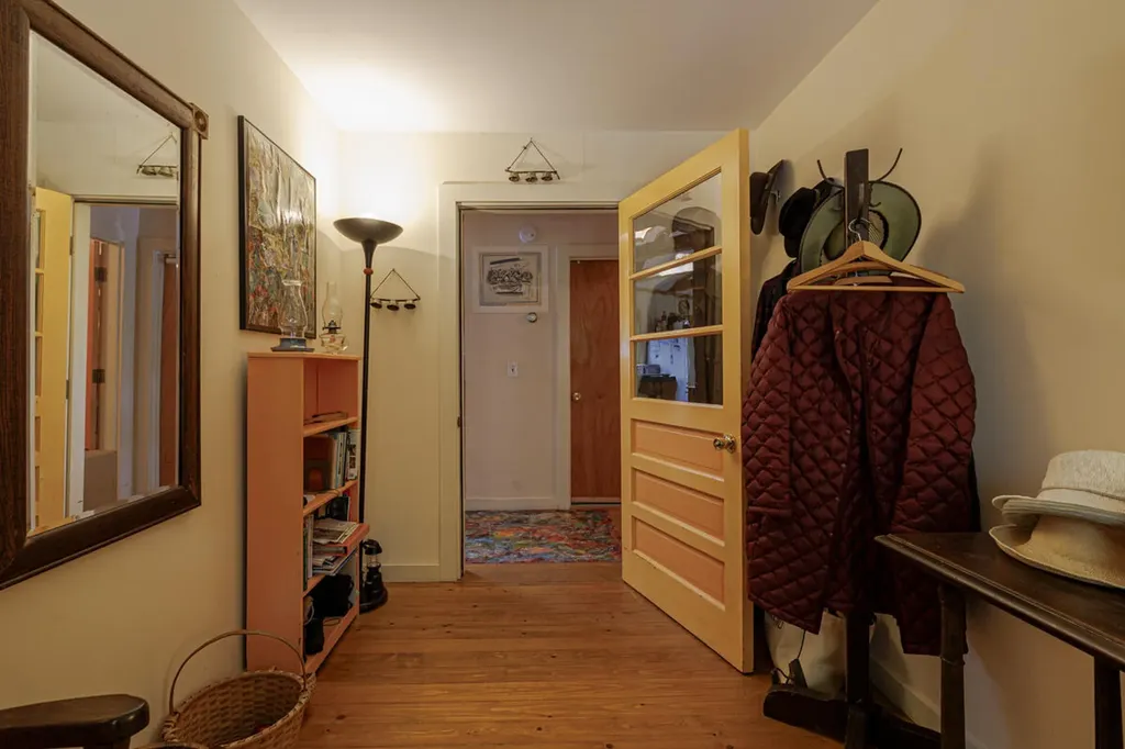 32 Fox Run Lamoine ME 04605