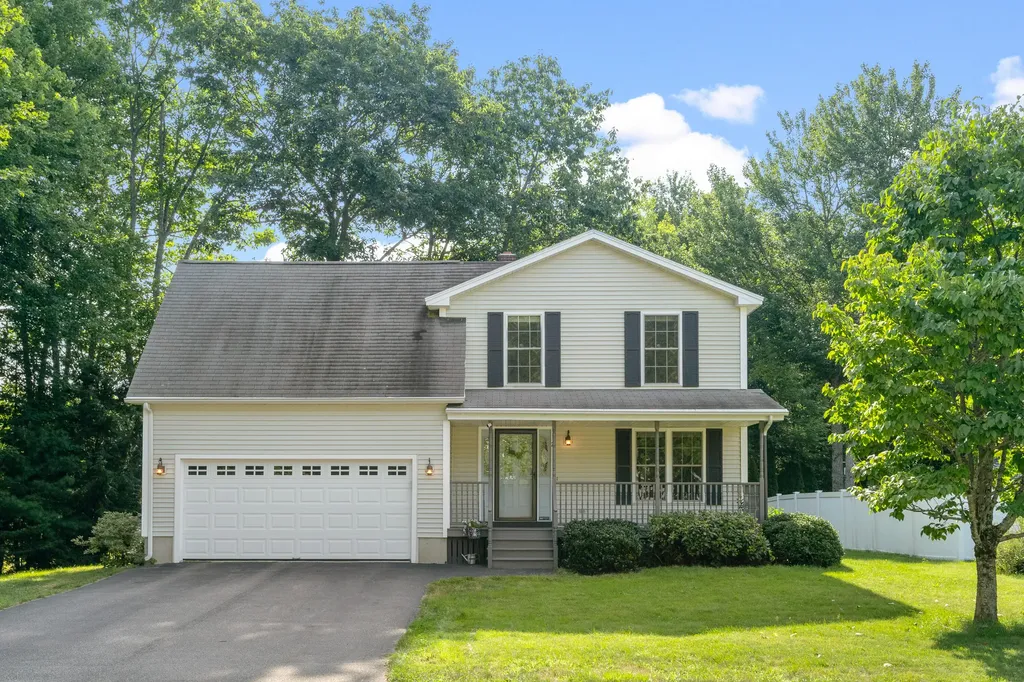 2 Sheila Circle Saco ME 04072
