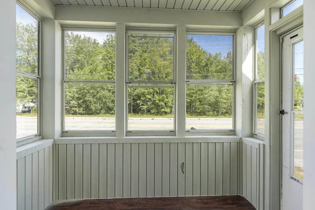 858 Minot Avenue Auburn ME 04210