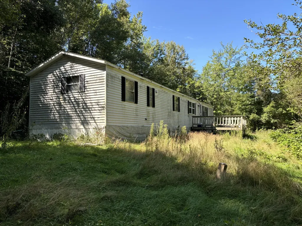 106 Town Farm Road Norway ME 04268