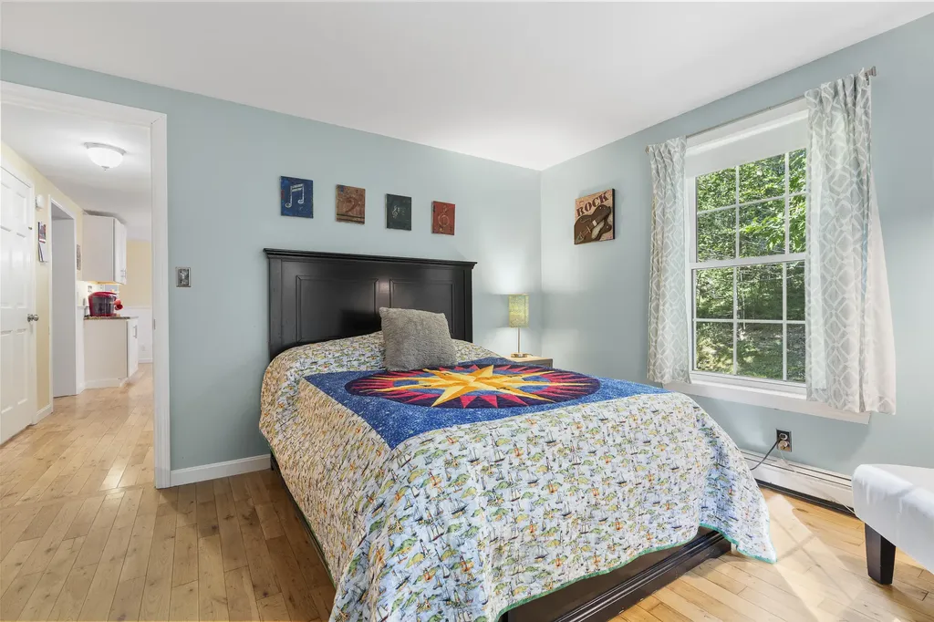 67 Headgate Road Damariscotta ME 04543