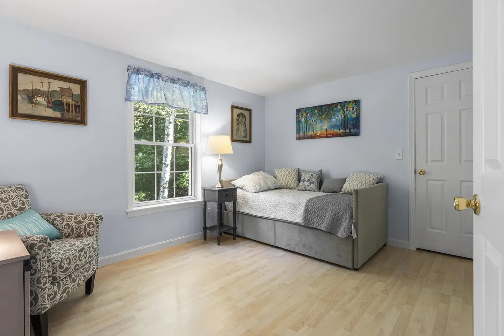 67 Headgate Road Damariscotta ME 04543