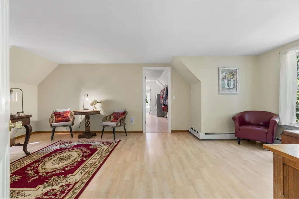 67 Headgate Road Damariscotta ME 04543