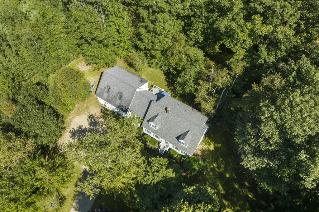 67 Headgate Road Damariscotta ME 04543