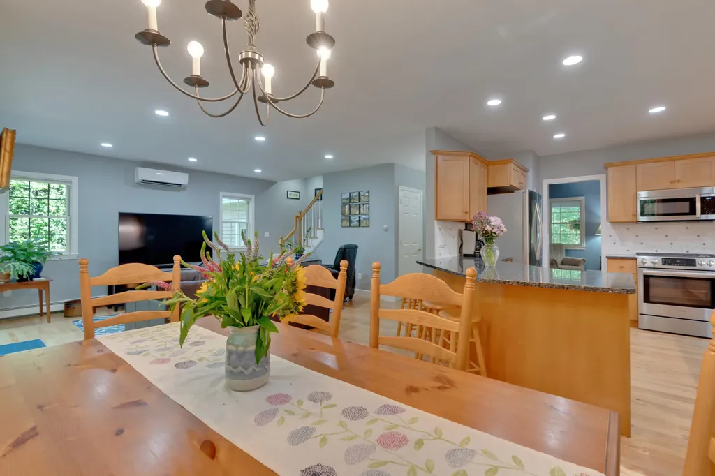 20 Cole Benson Road Kennebunkport ME 04046