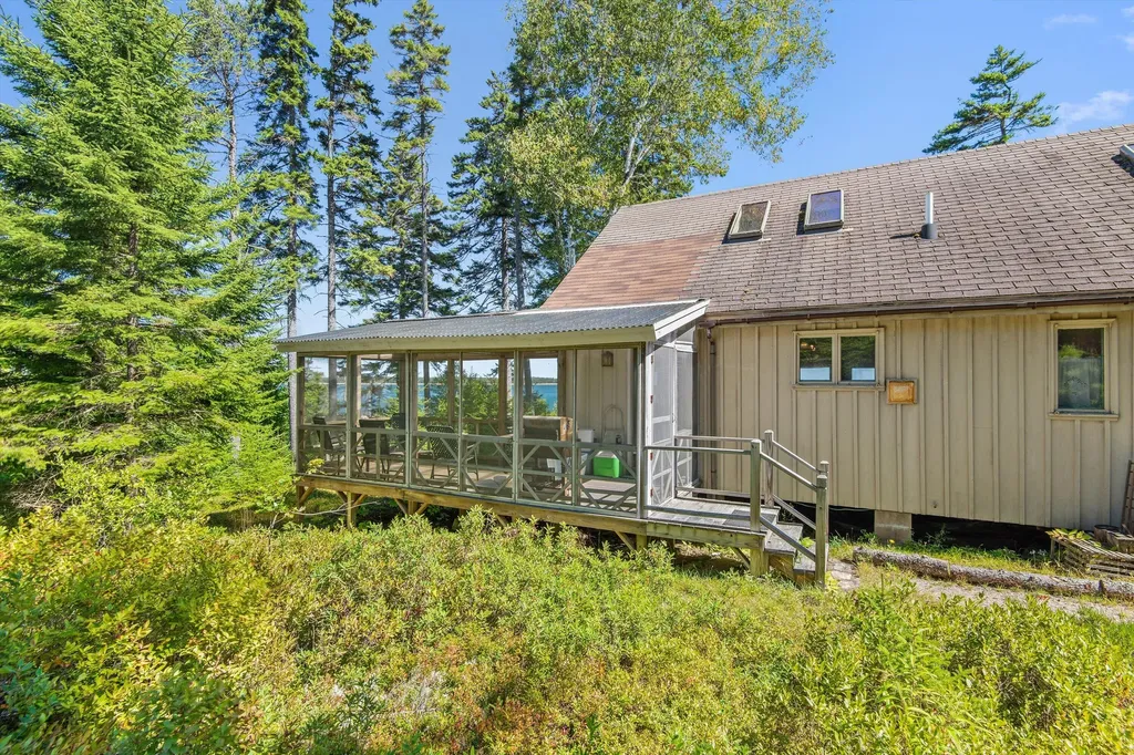 104 Whitten Road Gouldsboro ME 04669