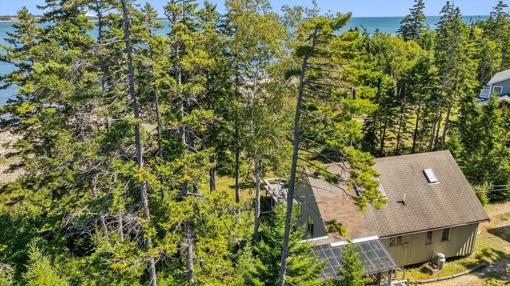 104 Whitten Road Gouldsboro ME 04669