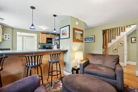 60 Bolton Street Portland ME 04102