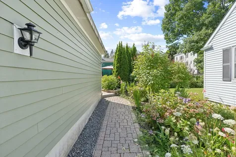 60 Bolton Street Portland ME 04102