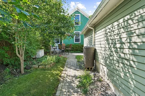 60 Bolton Street Portland ME 04102