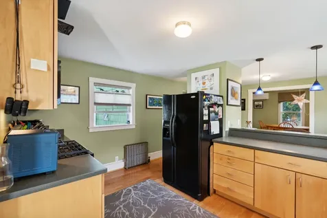 60 Bolton Street Portland ME 04102
