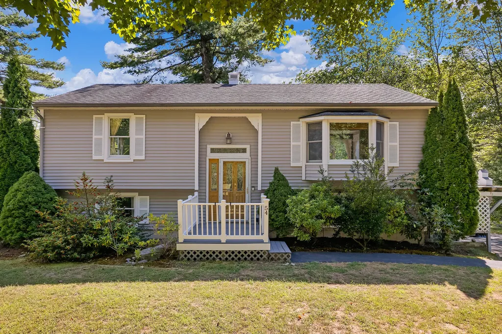 54 Stewart Street Wells ME 04090