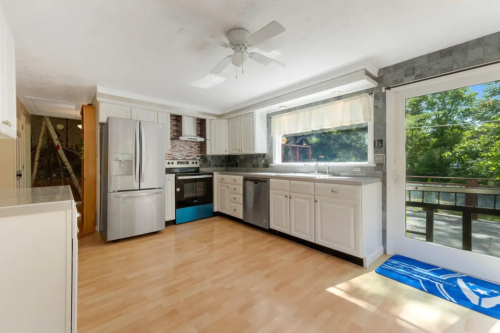 54 Stewart Street Wells ME 04090