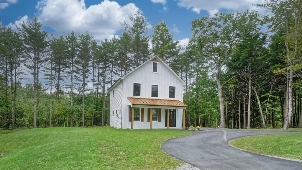 12 Evergreen Lane Richmond ME 04357