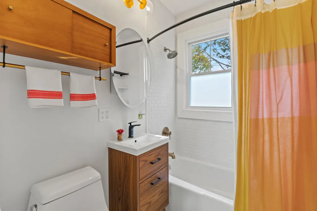 20 Deane Street Portland ME 04102