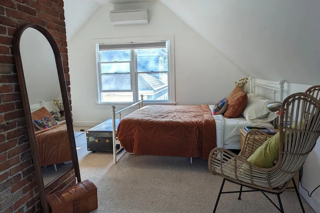 20 Deane Street Portland ME 04102