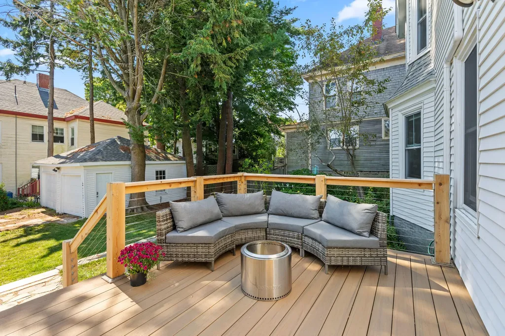 20 Deane Street Portland ME 04102