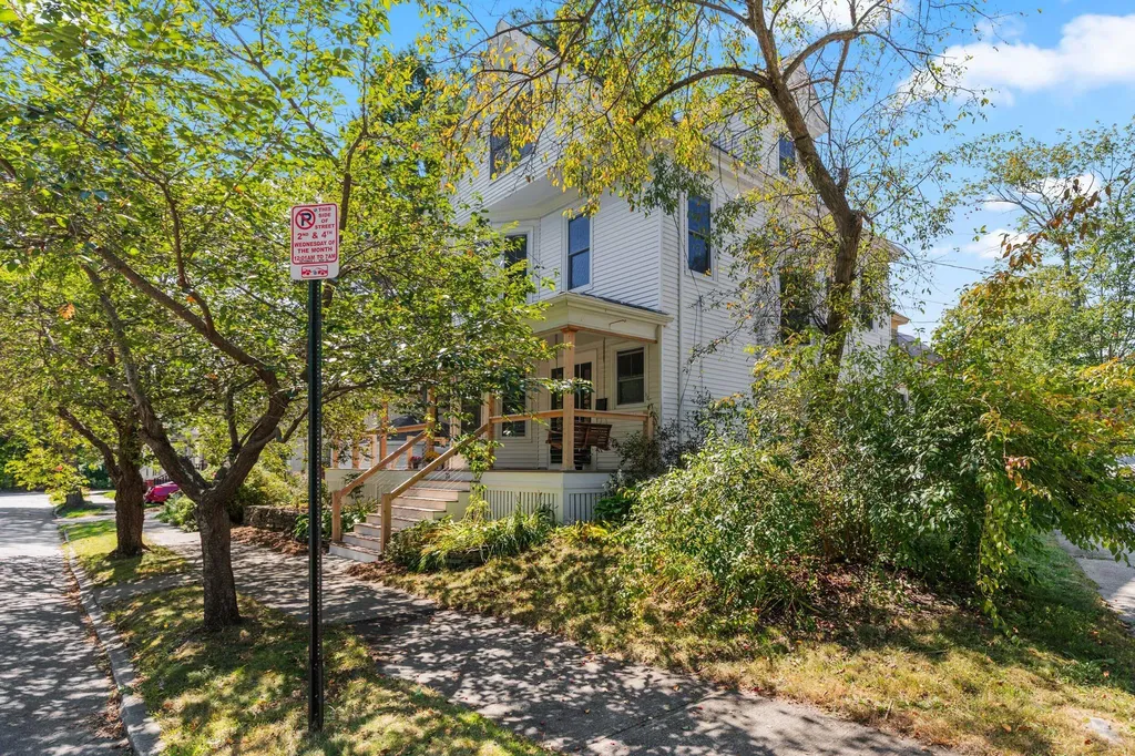 20 Deane Street Portland ME 04102