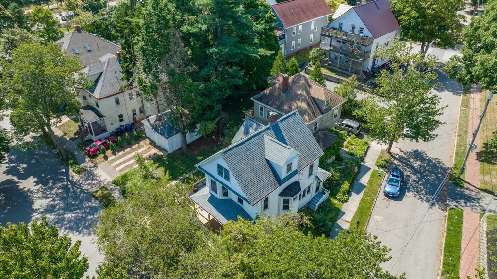 20 Deane Street Portland ME 04102