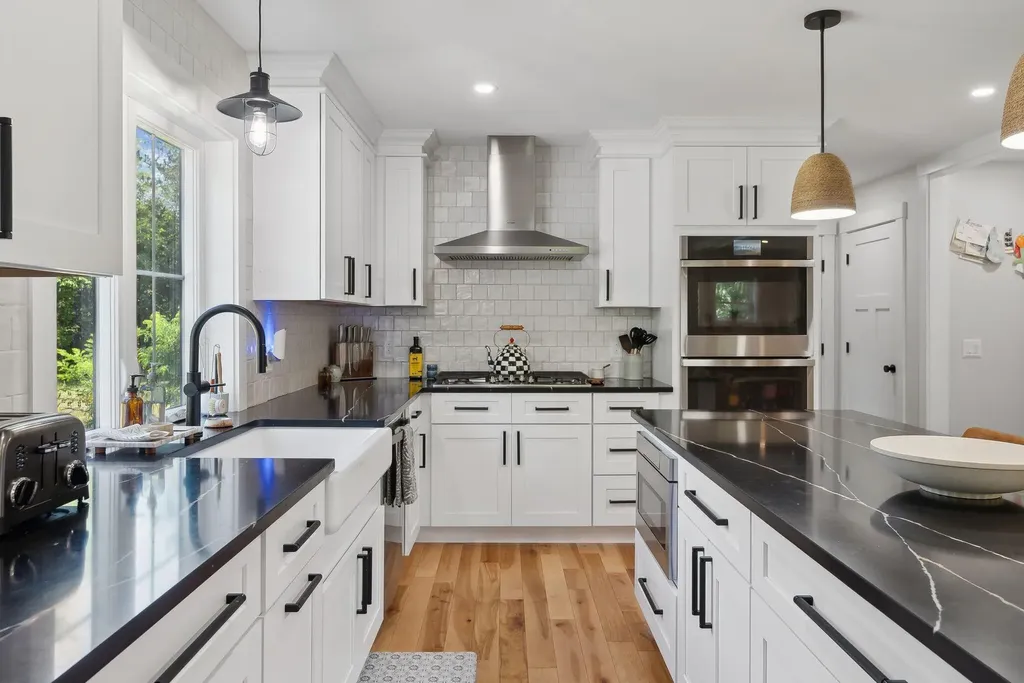 735 Hallowell Road Durham ME 04222