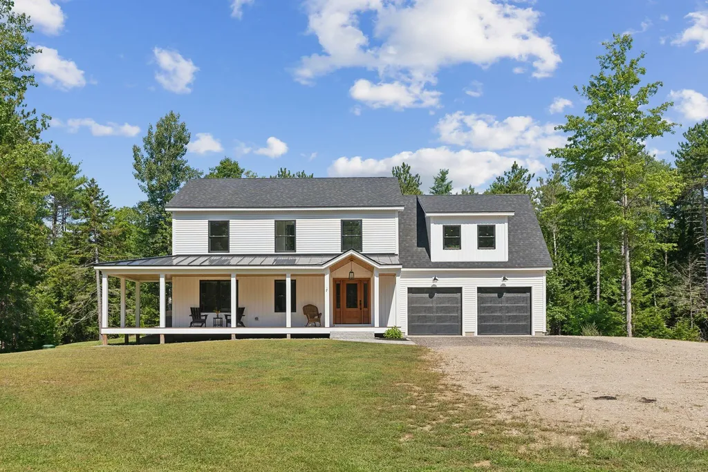 735 Hallowell Road Durham ME 04222