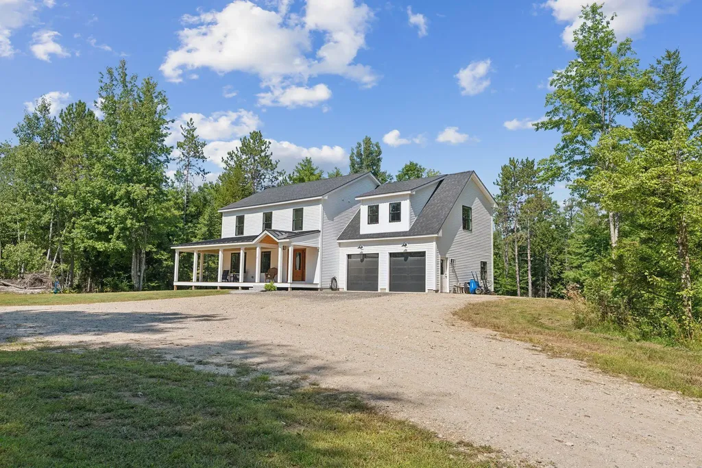 735 Hallowell Road Durham ME 04222