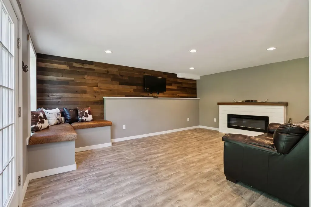 23 Thrush Terrace Windham ME 04062