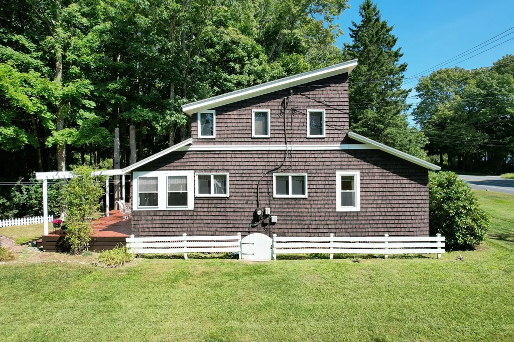 931 State Highway 3 Bar Harbor ME 04609