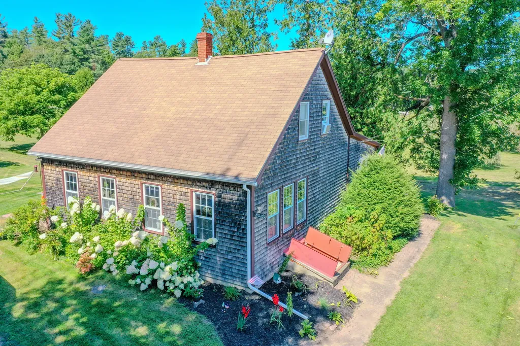 376 Appleton Road Union ME 04862