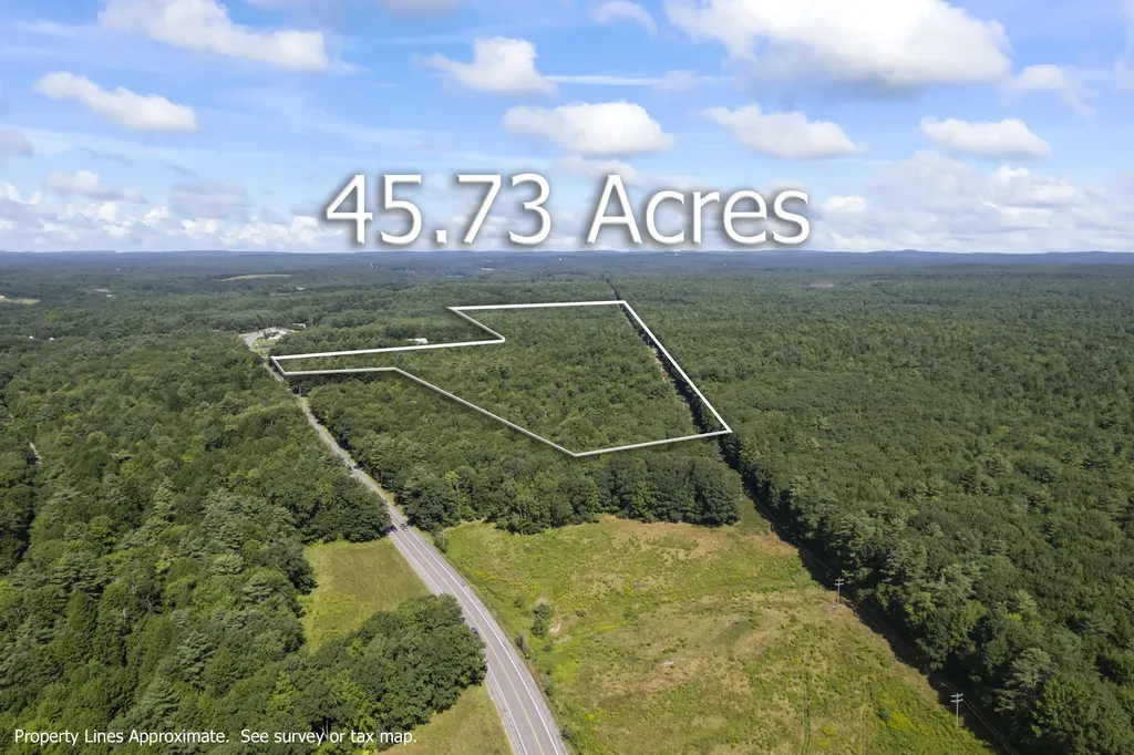 571 Lewiston Road Topsham ME 04086