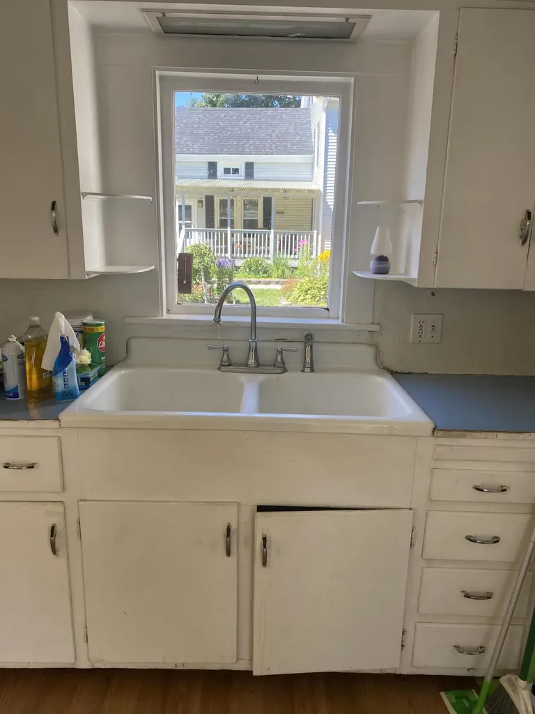 36 Grove Street Rockland ME 04841