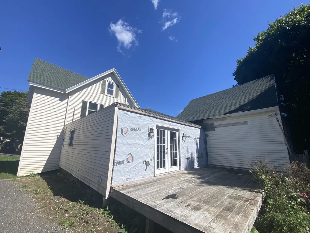 36 Grove Street Rockland ME 04841