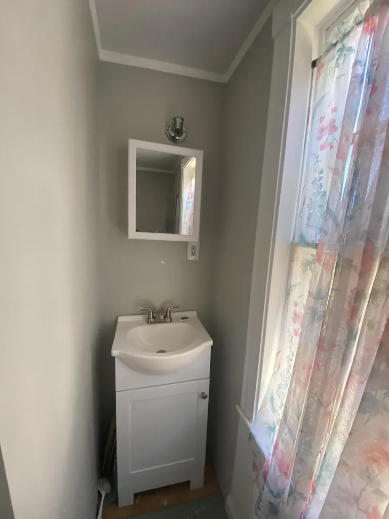 36 Grove Street Rockland ME 04841