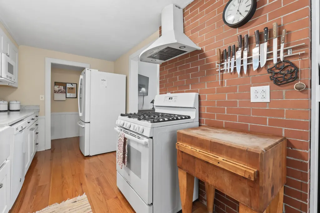 1438 Harpswell Neck Road Harpswell ME 04079