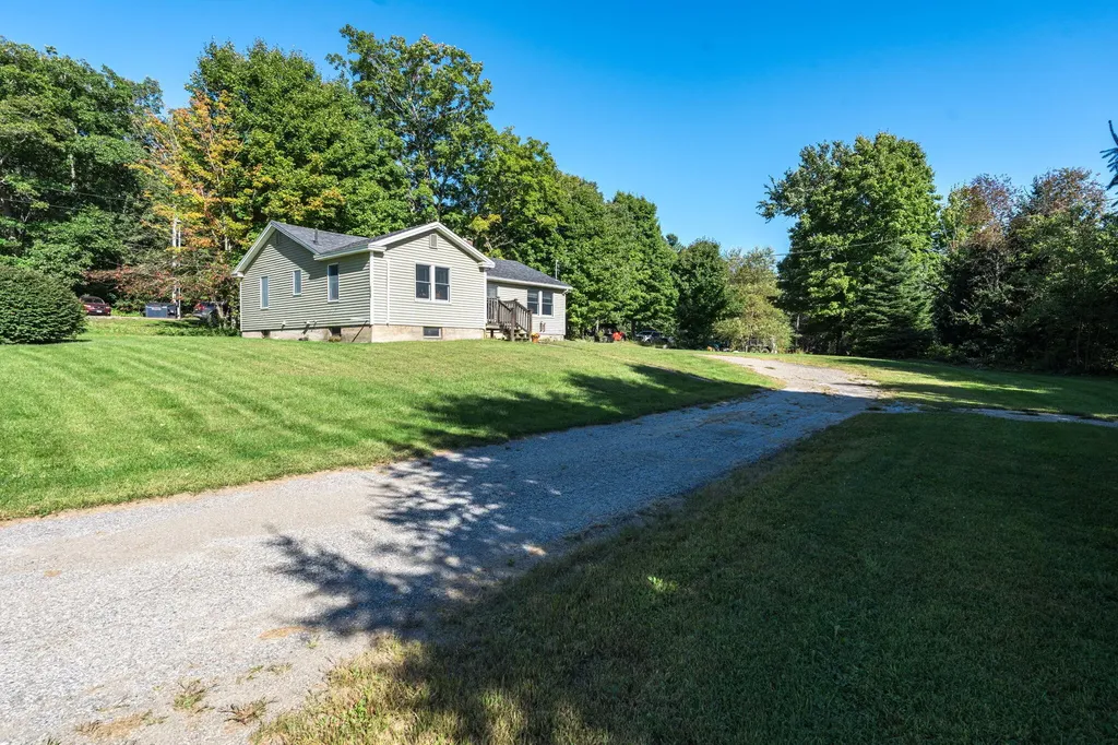 118 Cove Road Winterport ME 04496