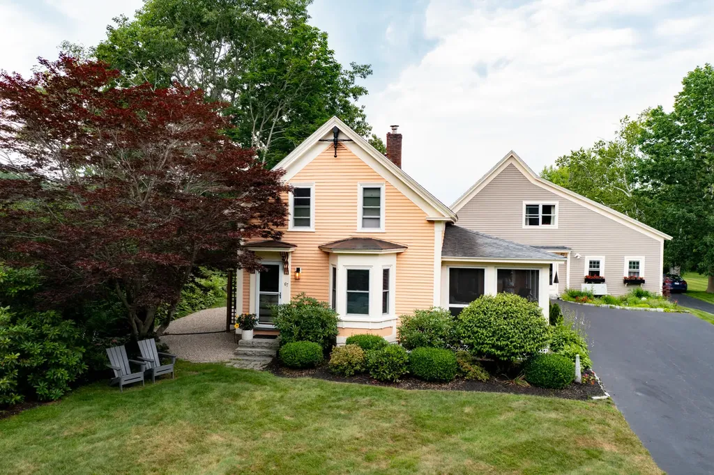 67 Western Avenue Kennebunk ME 04043