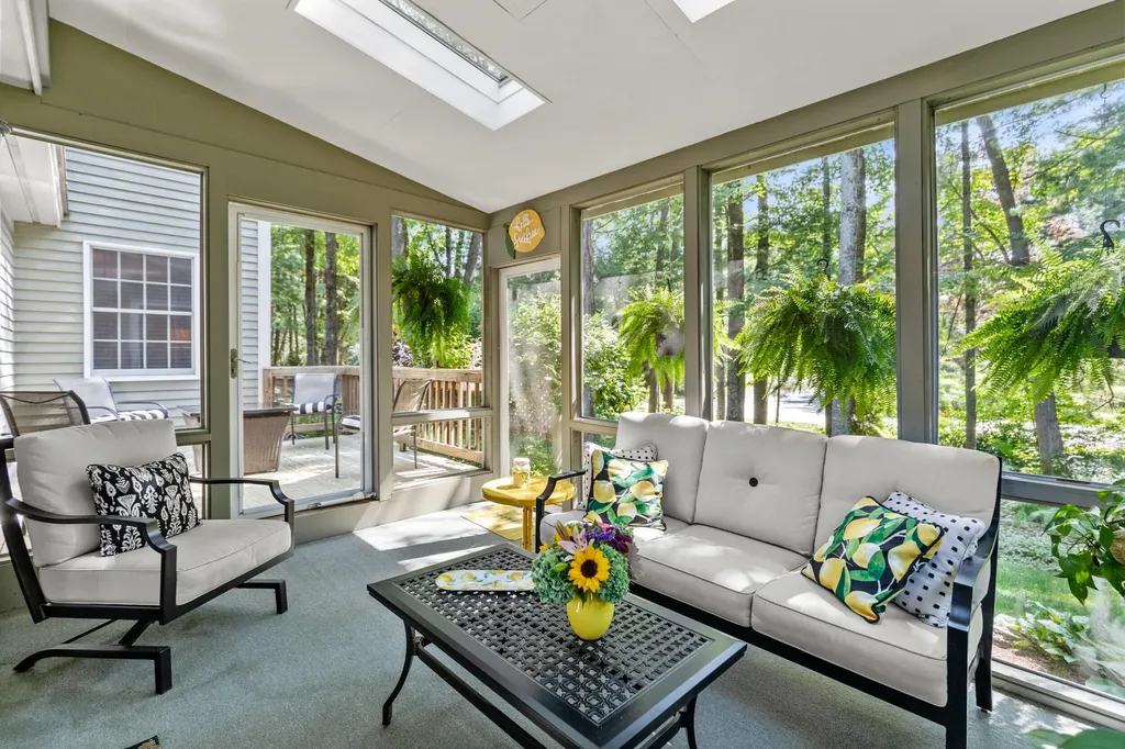 42 Horseshoe Drive Scarborough ME 04074