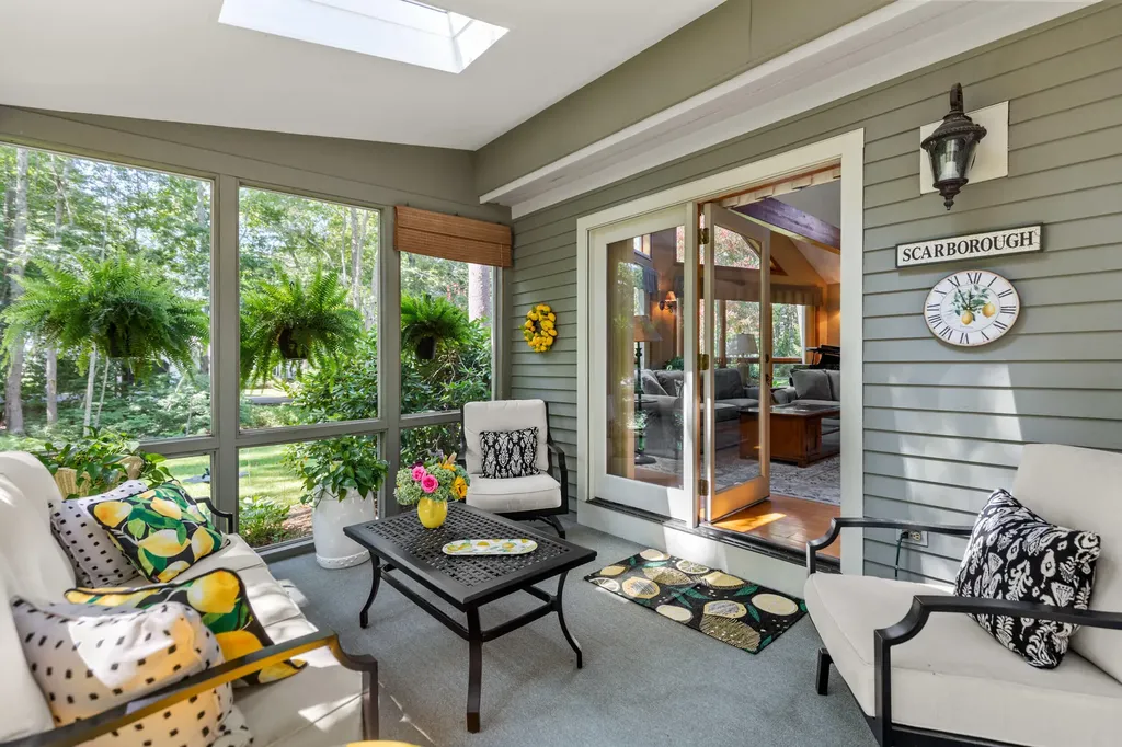 42 Horseshoe Drive Scarborough ME 04074
