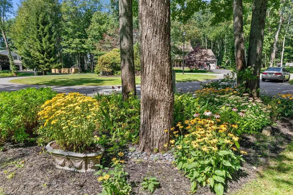 42 Horseshoe Drive Scarborough ME 04074