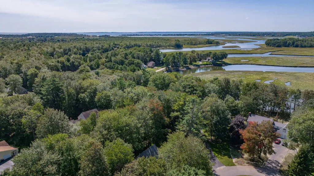 42 Horseshoe Drive Scarborough ME 04074