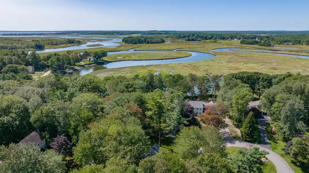 42 Horseshoe Drive Scarborough ME 04074