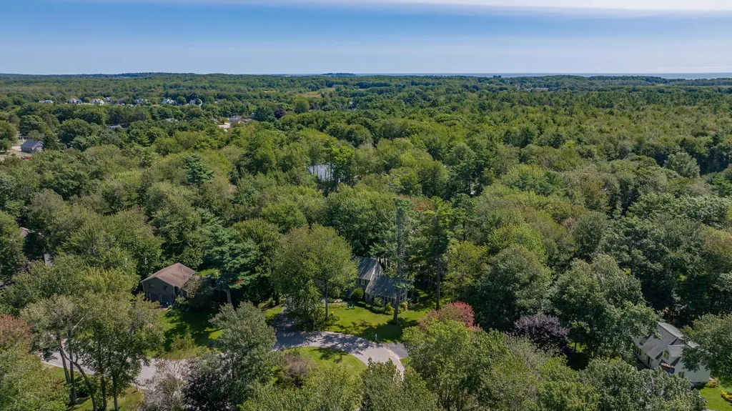 42 Horseshoe Drive Scarborough ME 04074