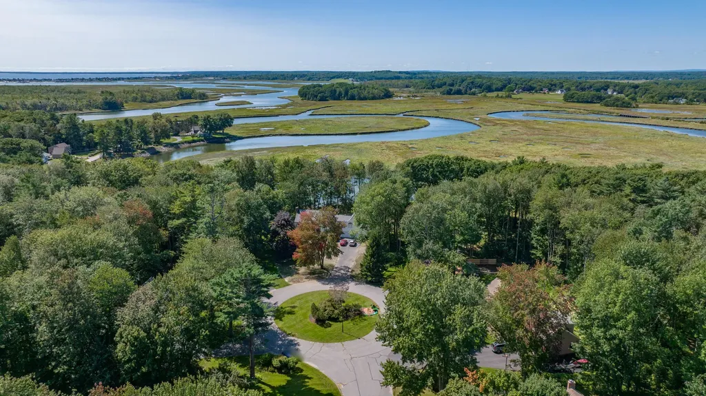 42 Horseshoe Drive Scarborough ME 04074