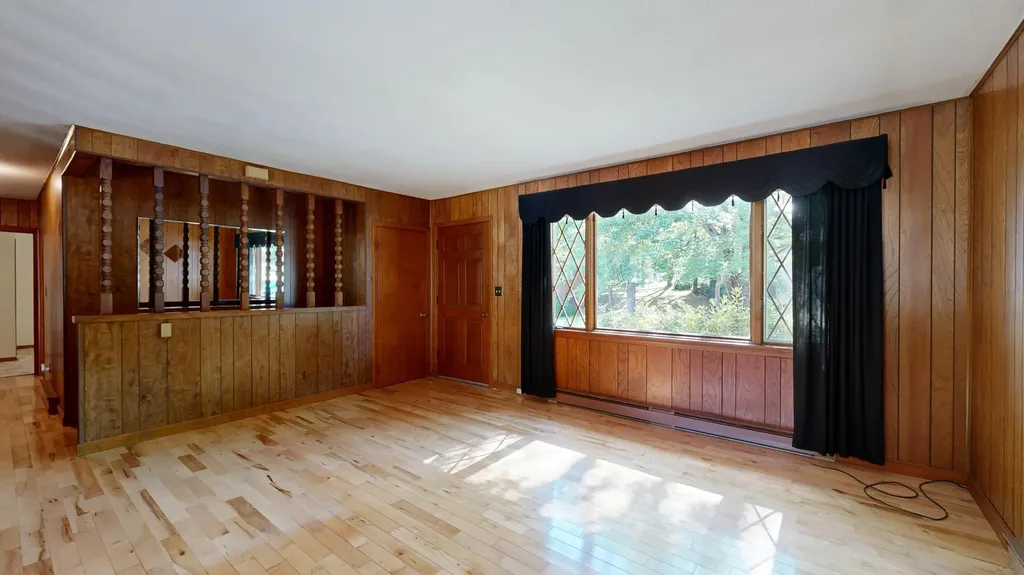 1 Woodside Drive Lewiston ME 04240