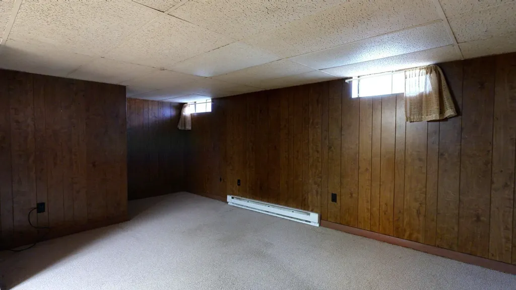 1 Woodside Drive Lewiston ME 04240