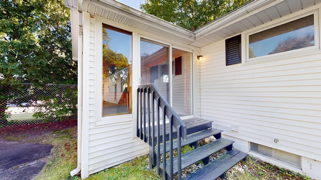 1 Woodside Drive Lewiston ME 04240