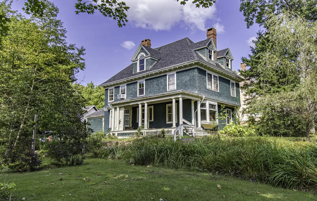 24 Campbell Hill Cherryfield ME 04622
