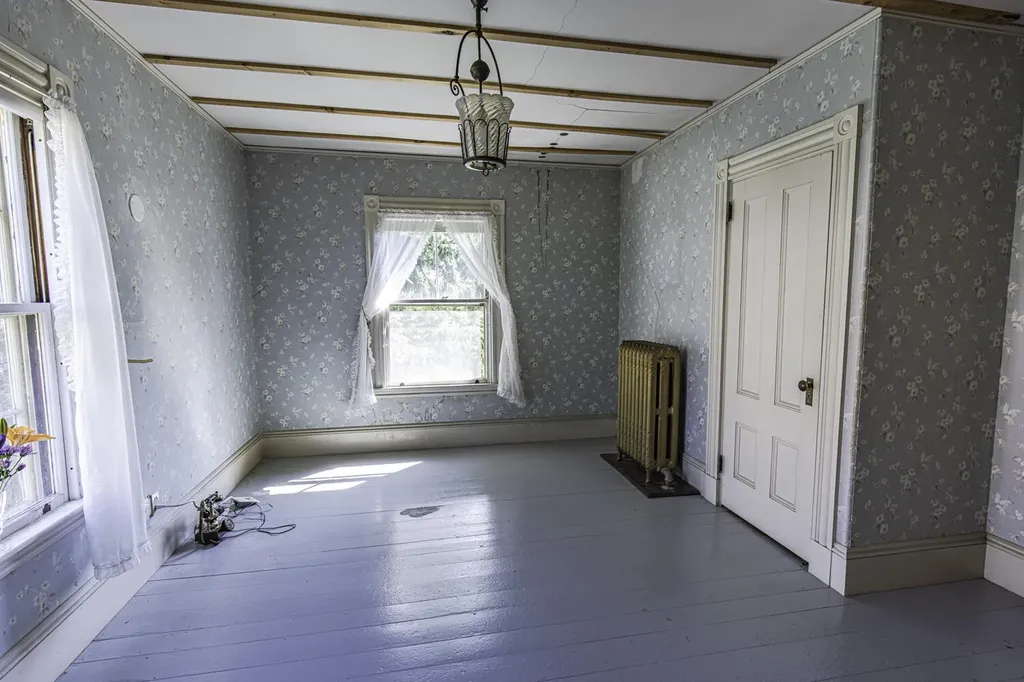 24 Campbell Hill Cherryfield ME 04622